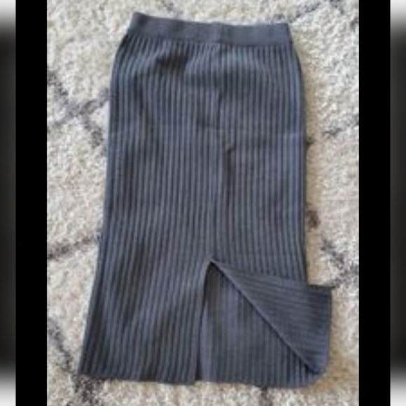 Dark Grey Fall/Winter Pencil Skirt - Picture 3 of 4